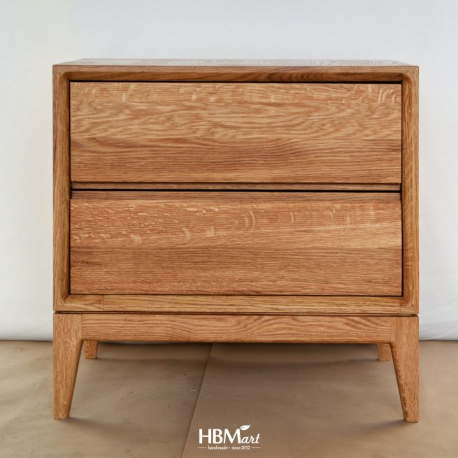 Приліжкова тумба з масиву дуба