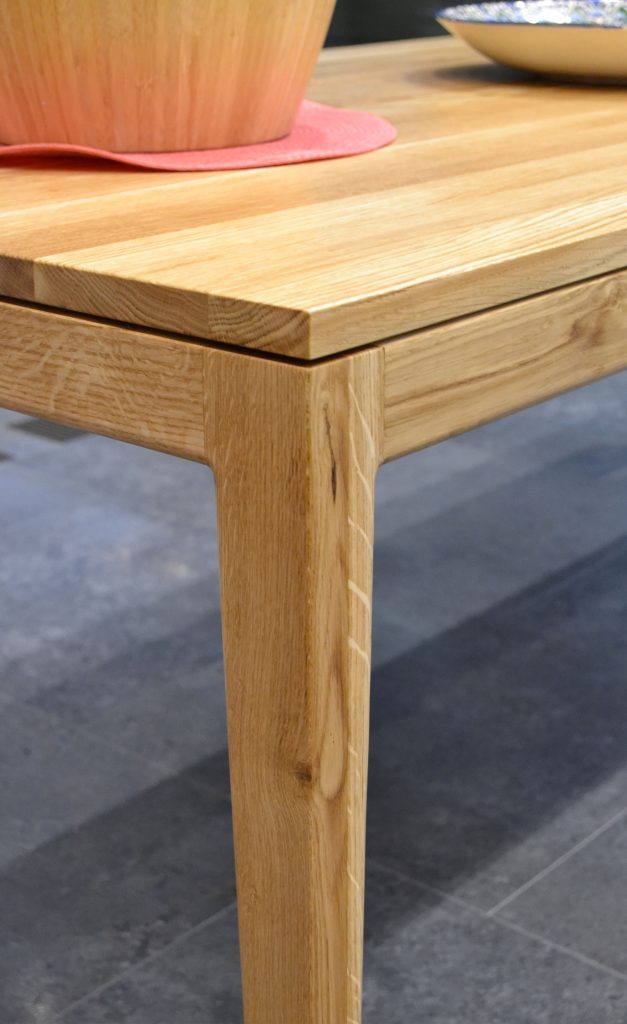 Обеденный стол OPIUM Обеденный стол OPIUM из массива дуба от HBMart