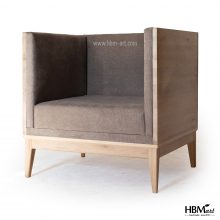Кресло из массива дуба с мягким изголовьем WINGS BOX от HBMart