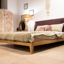 Двуспальная кровать BORA из массива дуба